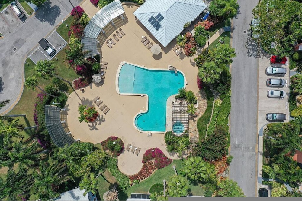 Britannia Villa in Grand Cayman