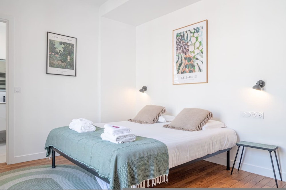 Lavie Maison the Spacious