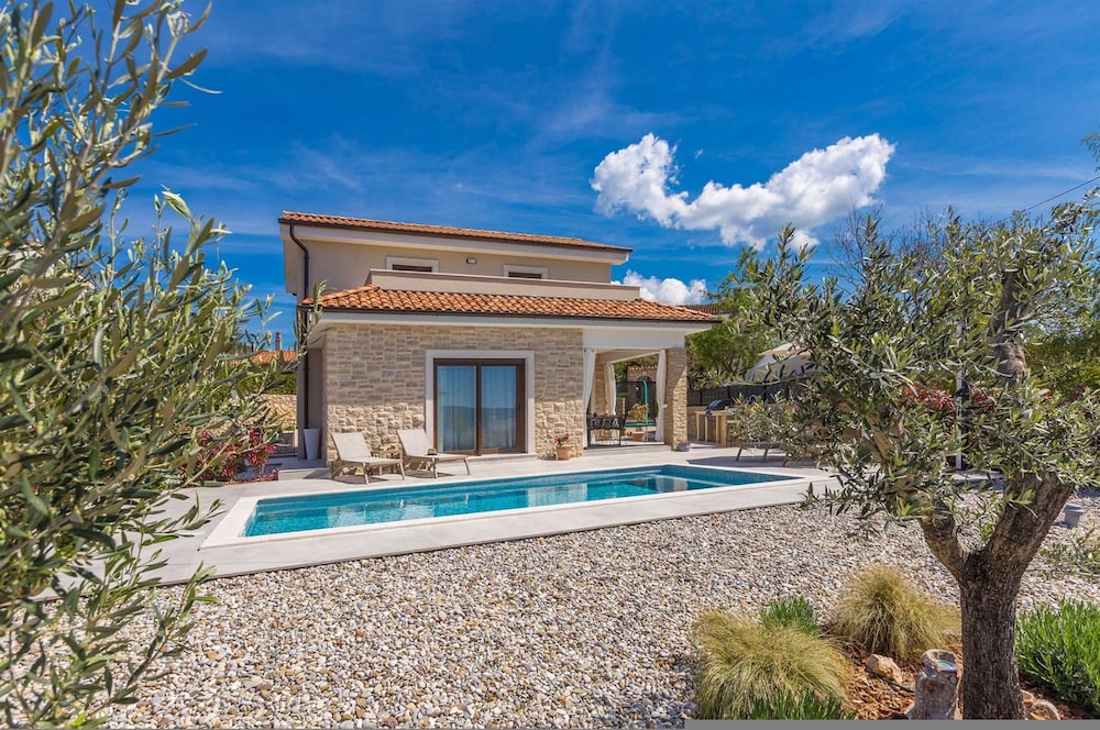 Holiday House Villa Andro