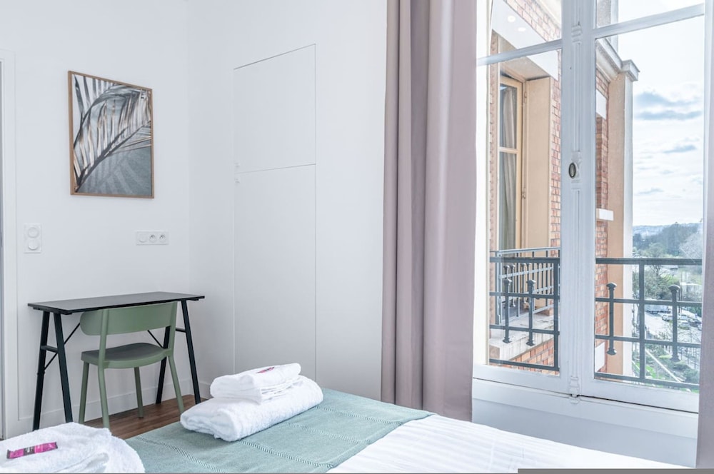 Lavie Maison the Spacious