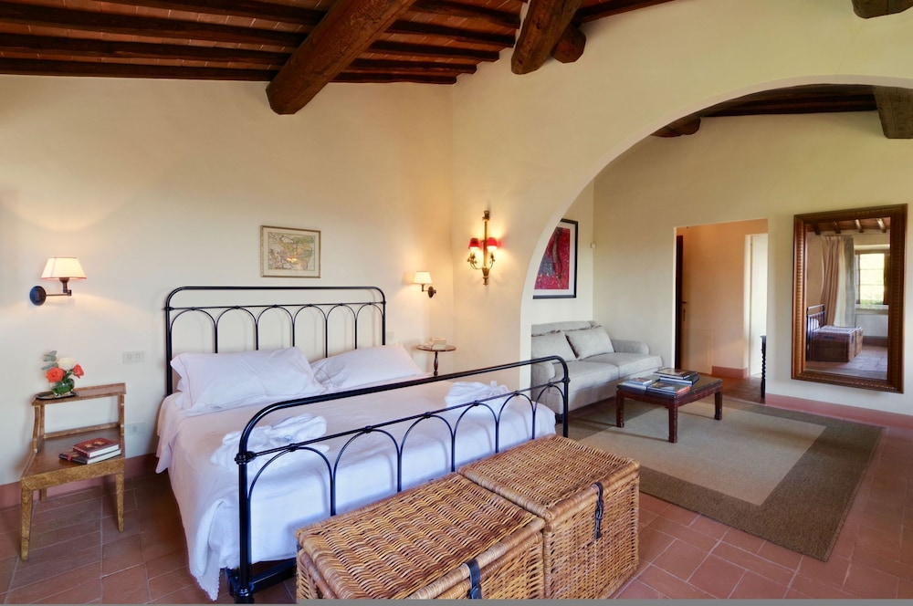 Camparone by Arceno Rentals Club