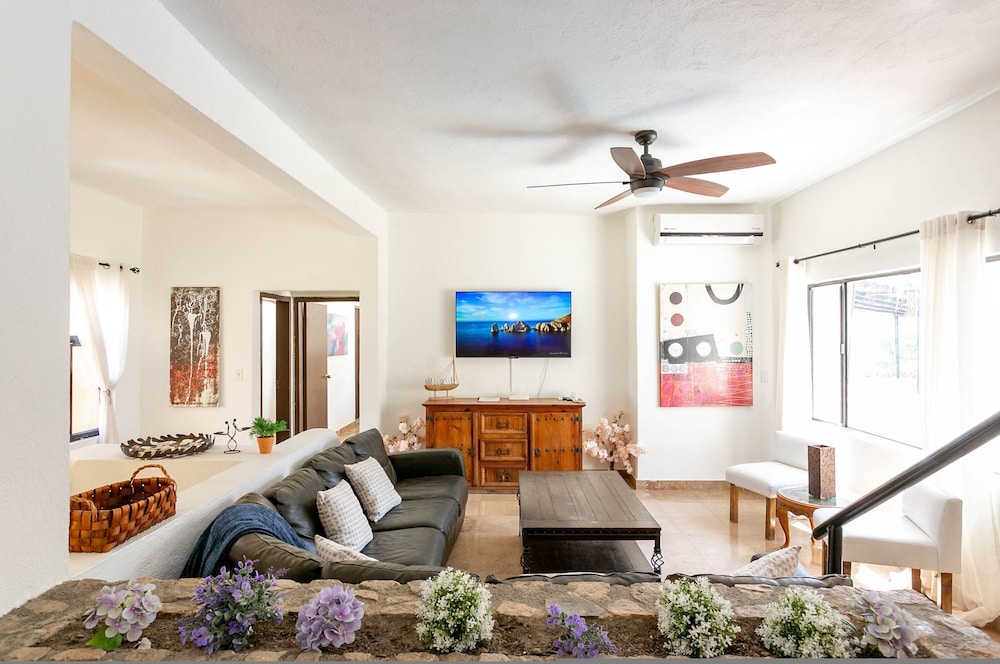 Casa de los Sue os - Cabo Bello