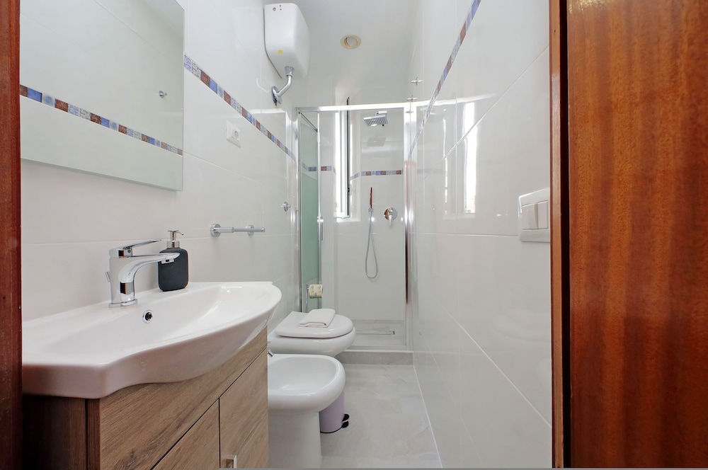 4bnb - Queen Mary Vatican Home