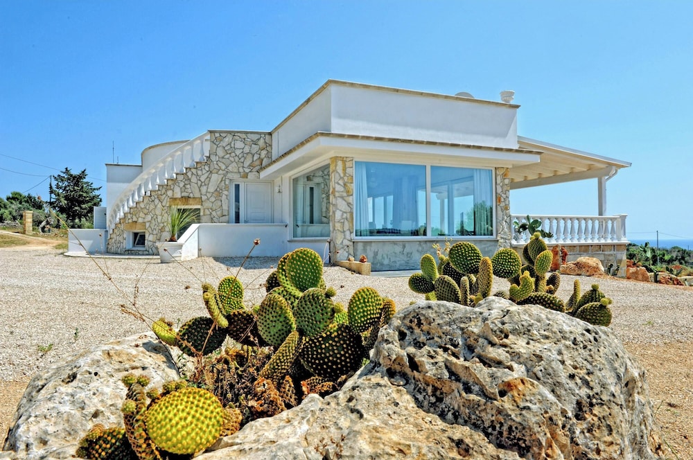 Luxury Apartment In Villa Vanissia