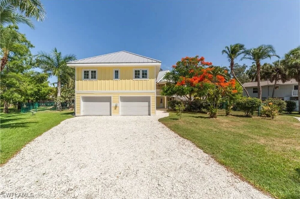 3 br Private Suite in our Waterfront Paradise
