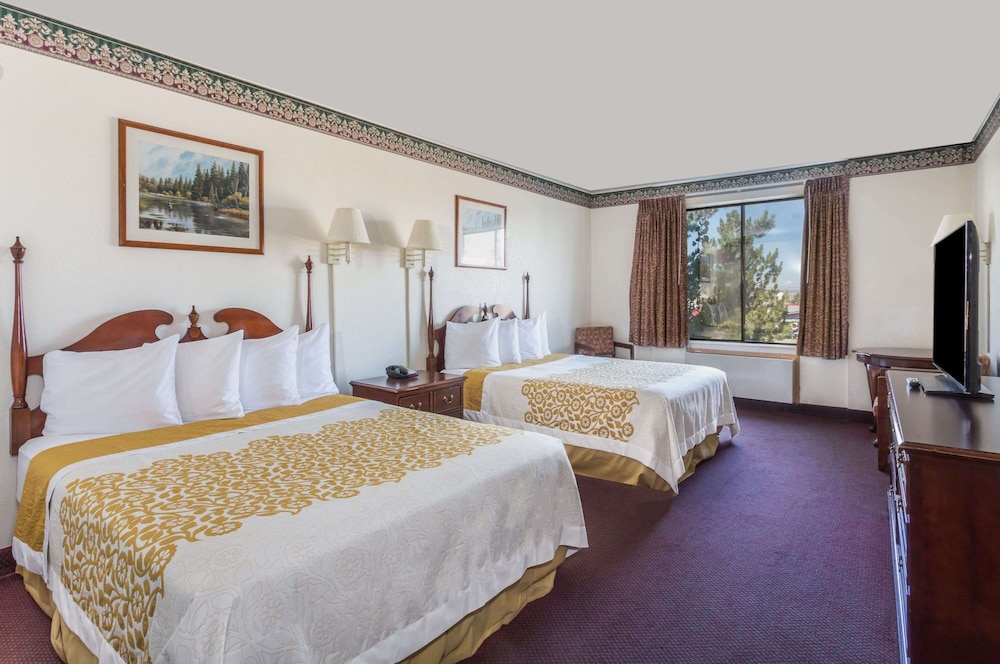 Days Inn by Wyndham Evanston WY view 5