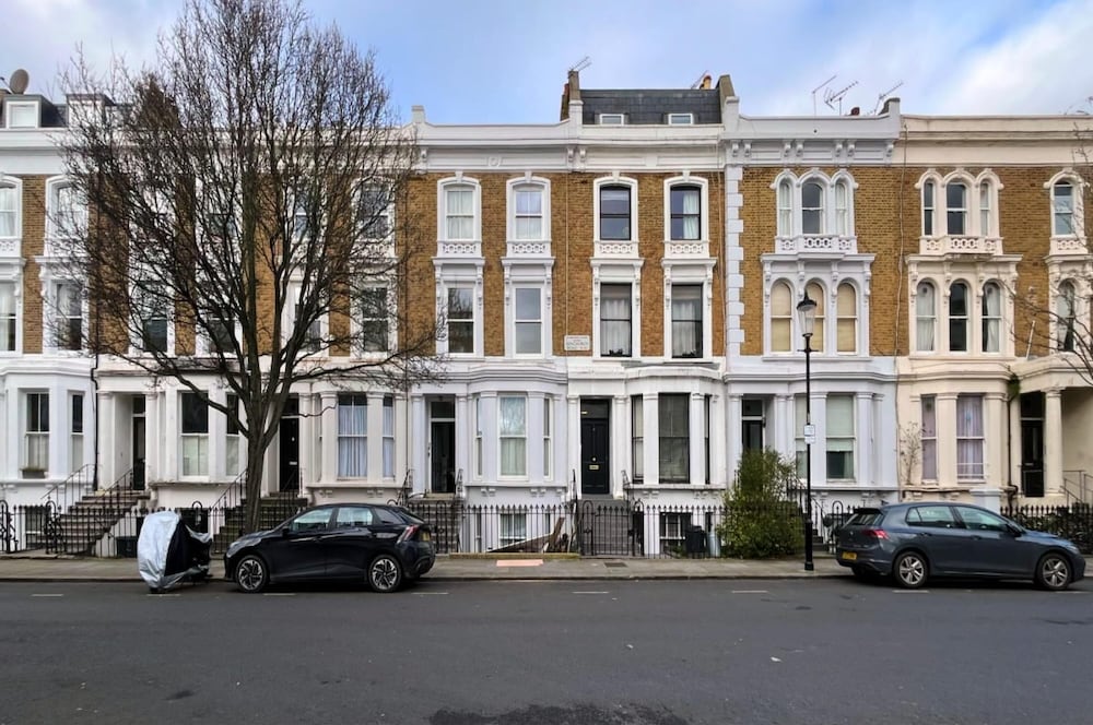 The North Notting Hill Crib - Bright 1bdr Flat