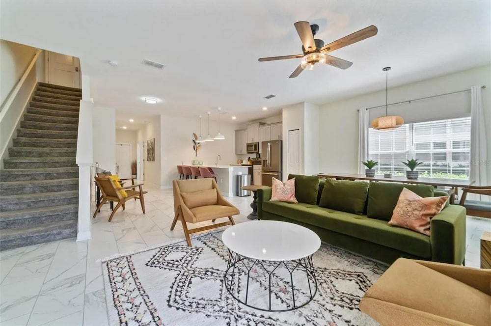Vibrant 5Bd w Private Pool Waterpark at Storey Lake 4811m