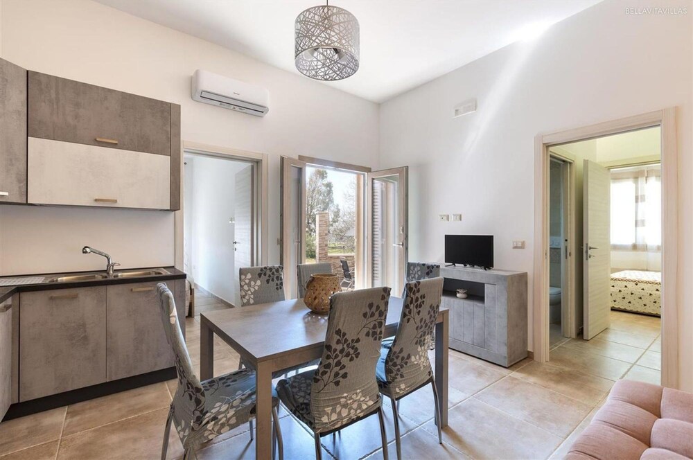 2300 Villino Vanessa view 5