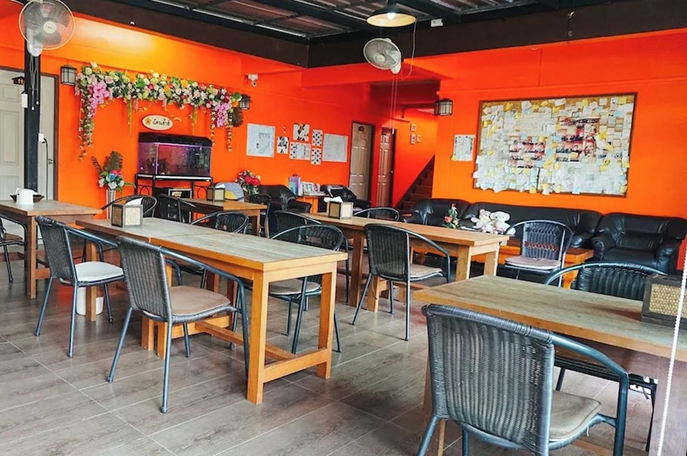 Chat House Chiang Rai