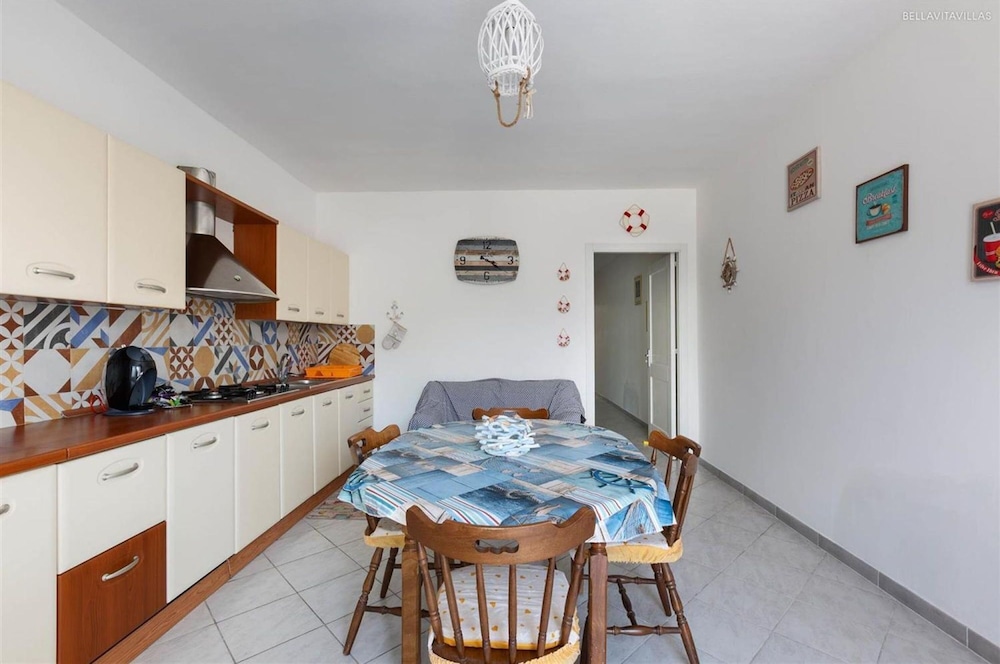 2060 Villetta Krystle photo 3