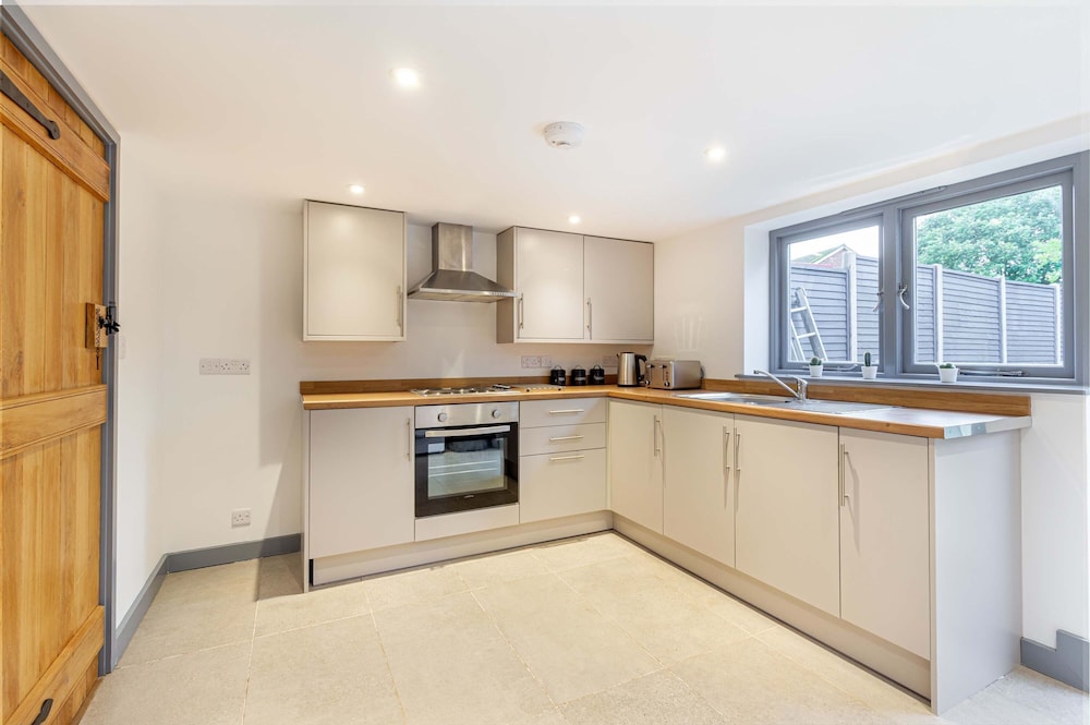 Host Stay Bridge Street Residence