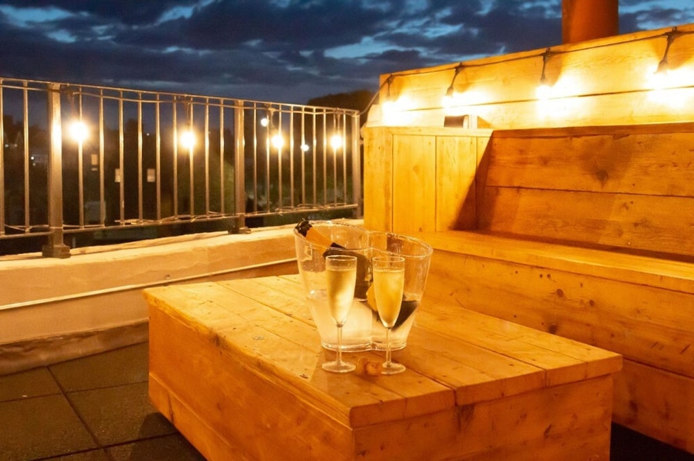 Harbourside Roof Terrace sea Views By Adliv