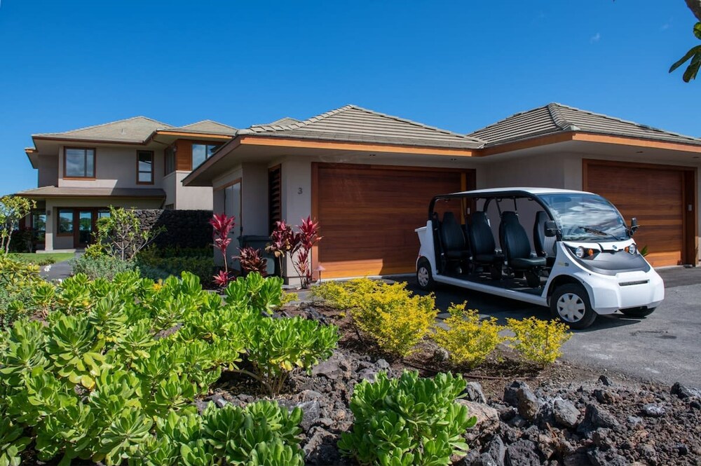 Luxury Oceanview Private Beach Access