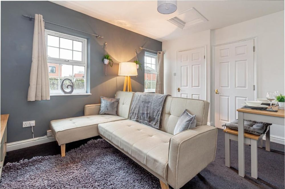 Host Stay New Street Room