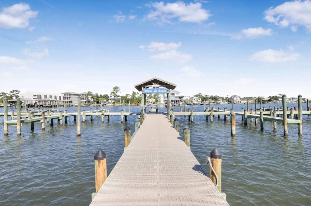 Cotton Bayou 5C Near Beach Boat Slip Pier