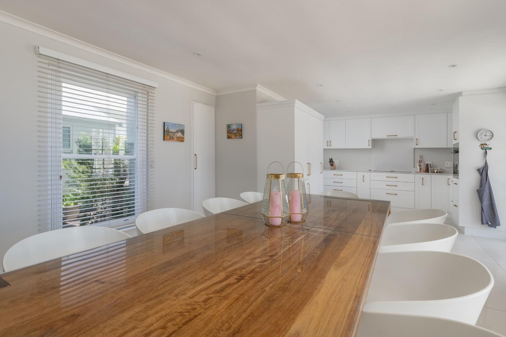 Incredible 6bed w Pool in Camps Bay Villa Galazzio