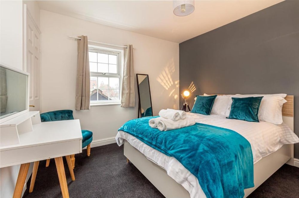 Host Stay New Street Room