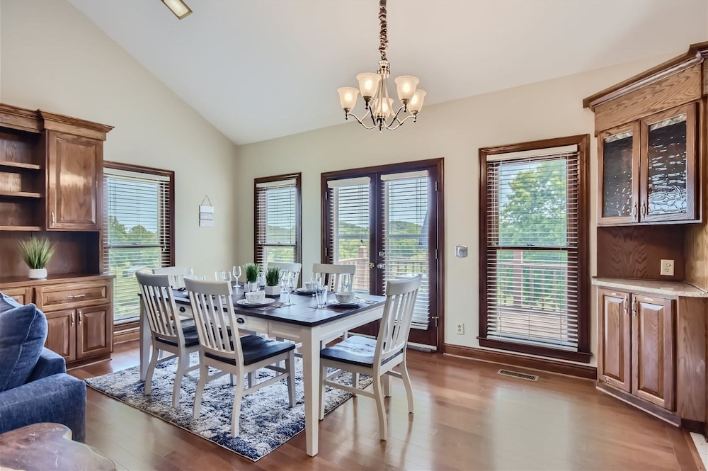 5 Acre 2500 Sqft Country House Near Nashville F2