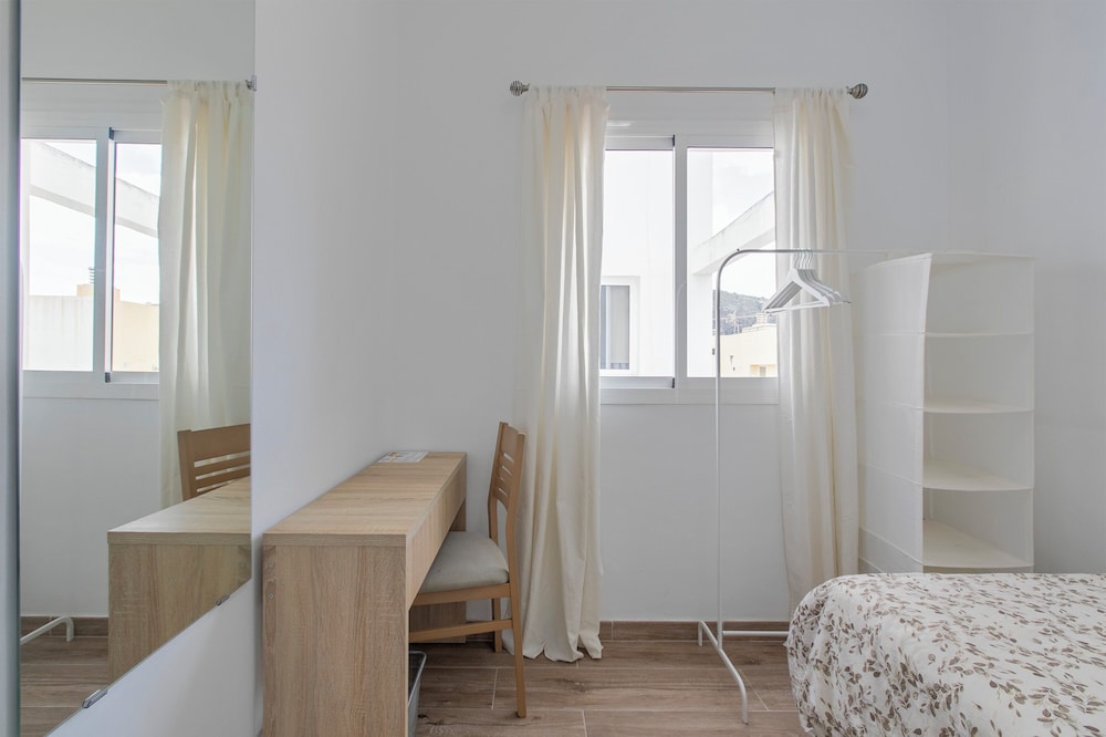 TENERIFE URBAN ROOMS