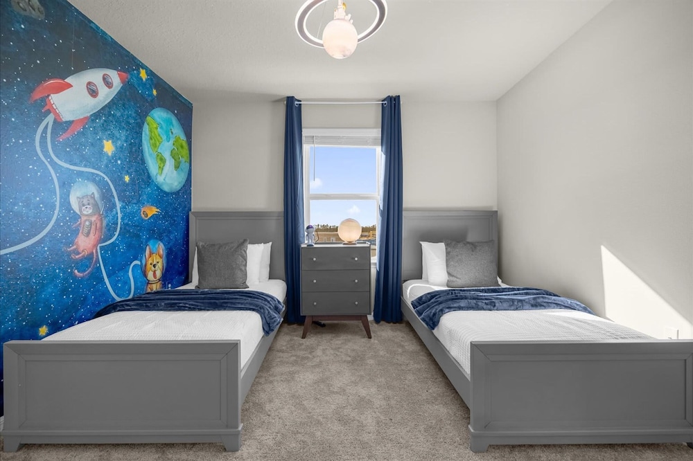 Elegant 6BR Home Perfect for Families