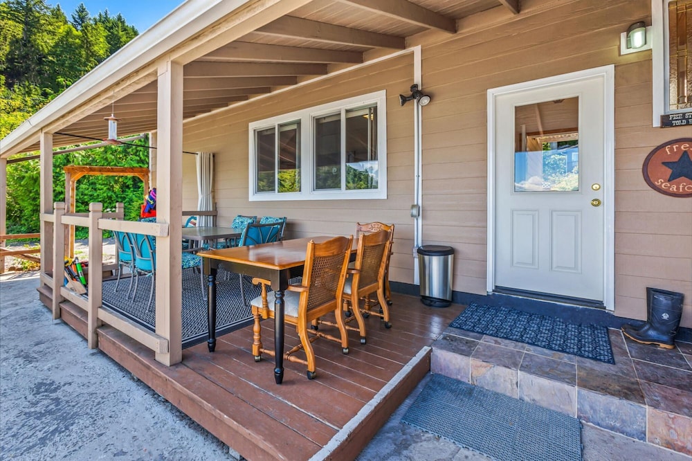 Utopia Cove in Union