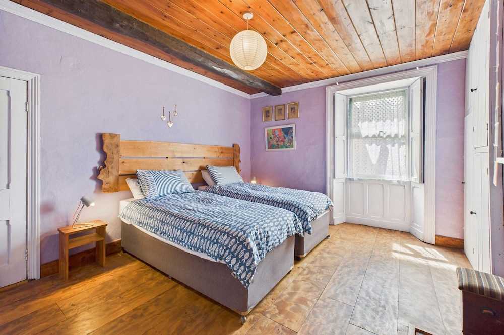 Host Stay Lowmoor