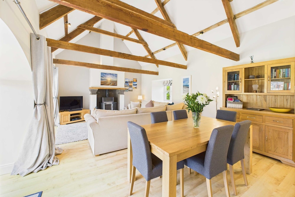 Host Stay Blue Barn