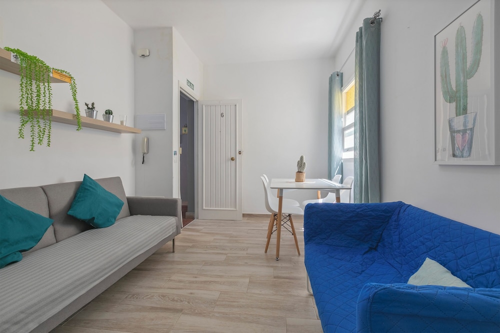 TENERIFE URBAN ROOMS