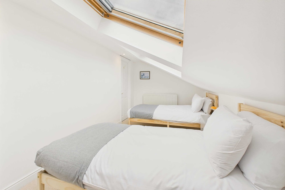 Host Stay Salty Place