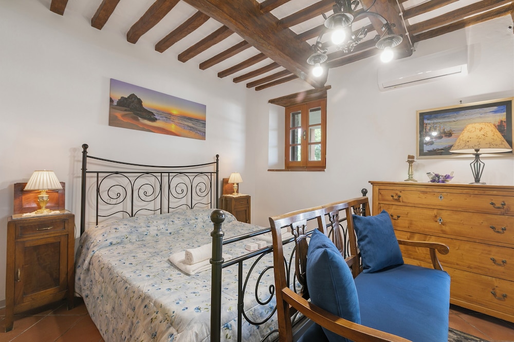 Borgo Panicale Apartments