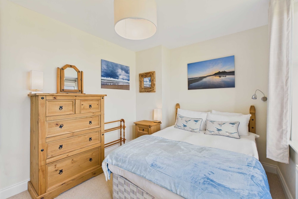 Host Stay Chirnells