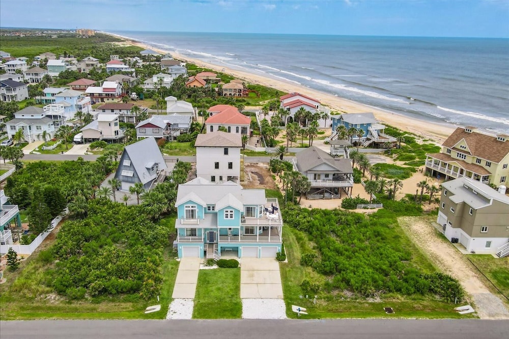 Beachfront 5BR Home With Ocean Views