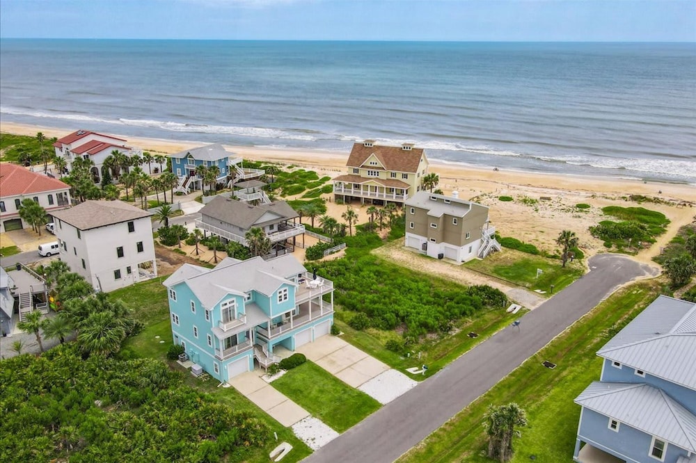 Beachfront 5BR Home With Ocean Views