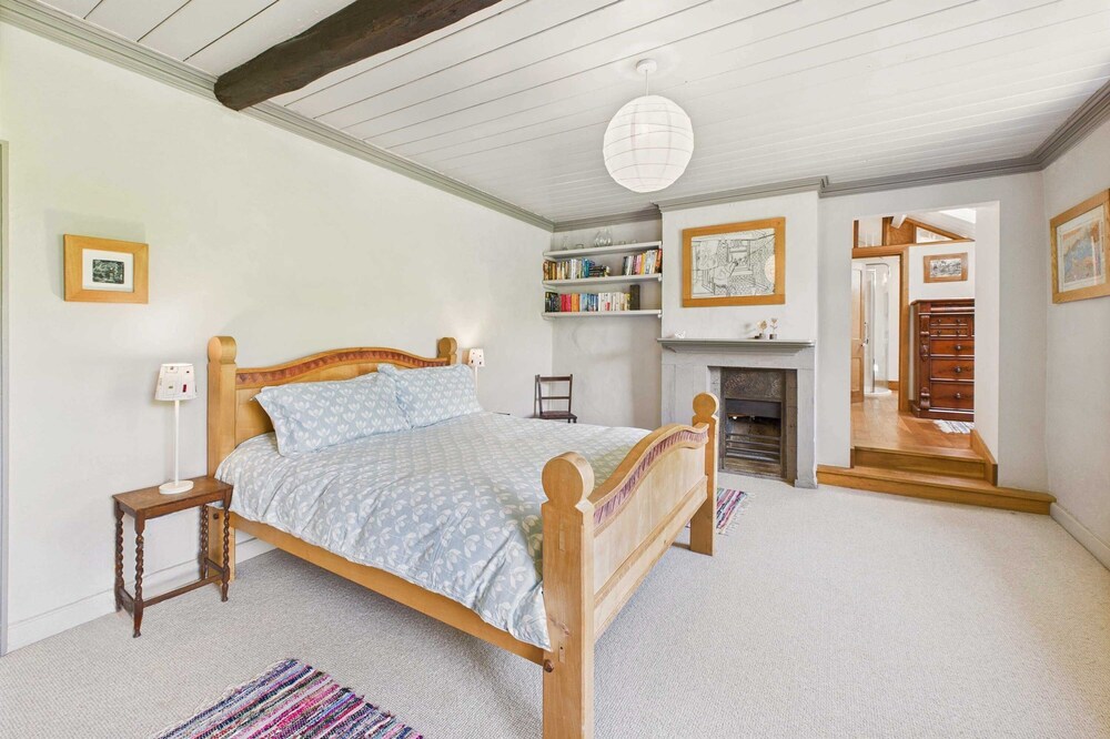 Host Stay Lowmoor