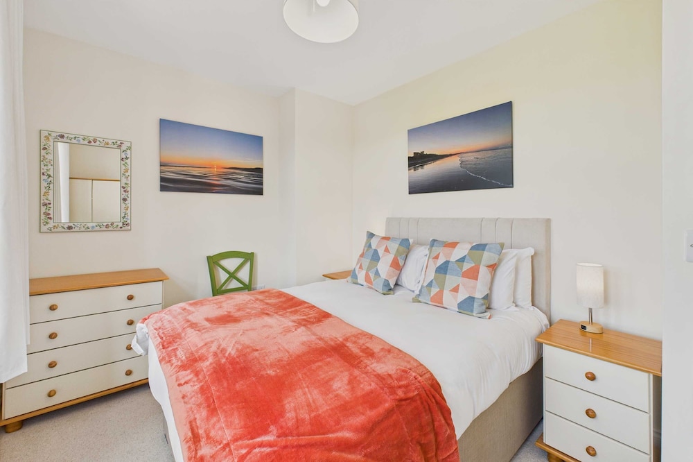 Host Stay Chirnells
