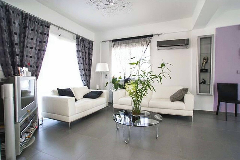 Villa Dione