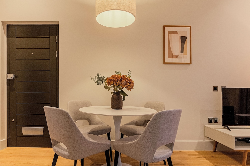 Your Apartment - St. Paul's