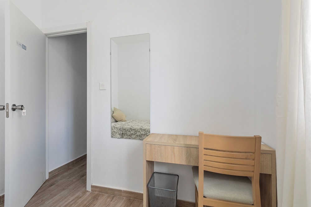 TENERIFE URBAN ROOMS