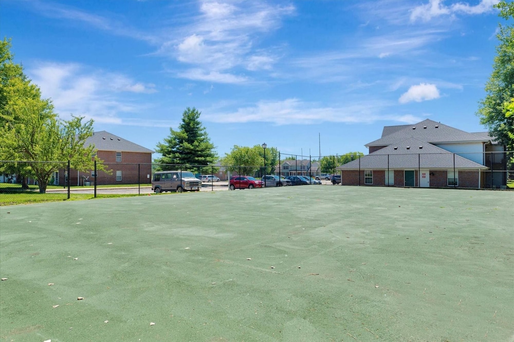 2 Bedroom Apartment Next To Rivian