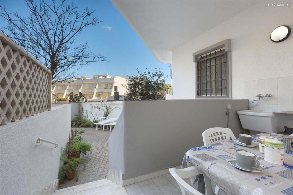 1849 Appartamento Baiabella view 4