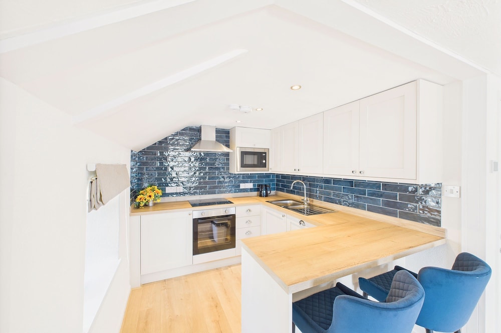 Host Stay St Cuthbert s Cottage
