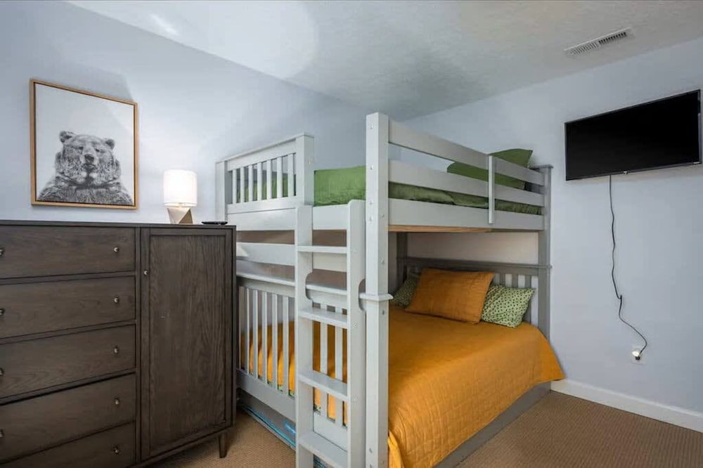 Adventure Awaits - Family Home