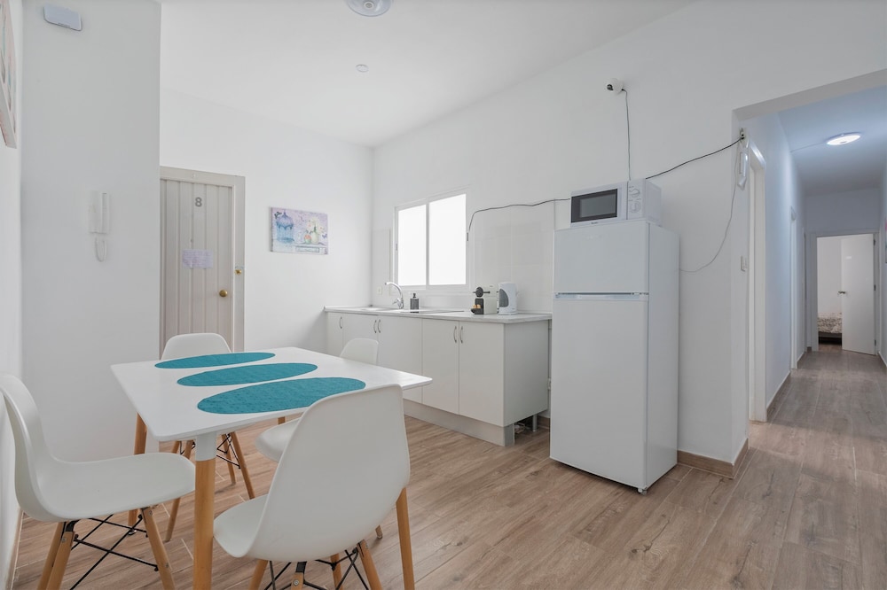 TENERIFE URBAN ROOMS