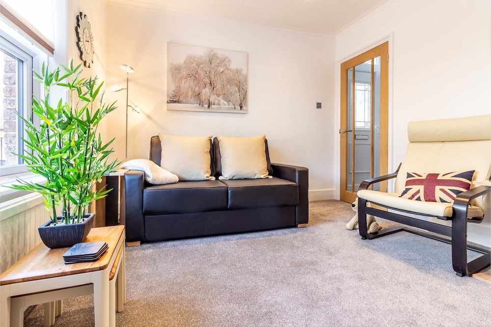 Host Stay Farningham Residence