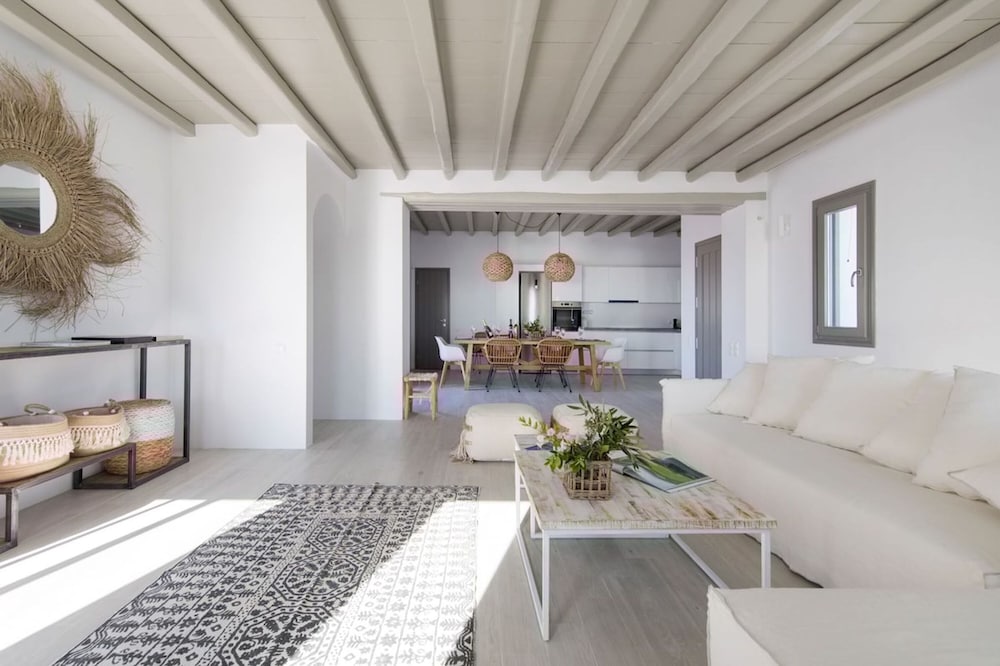 Rising Sun sea View Villa Near the Beach Paros
