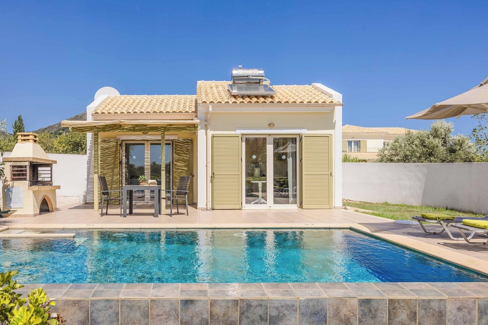 Caretta Beach Villa