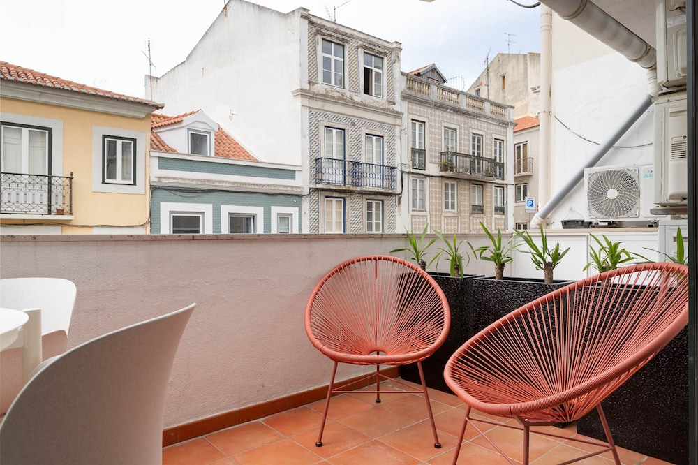 Lapa Diplomatic Flat 1 1 by Feel Lisboa