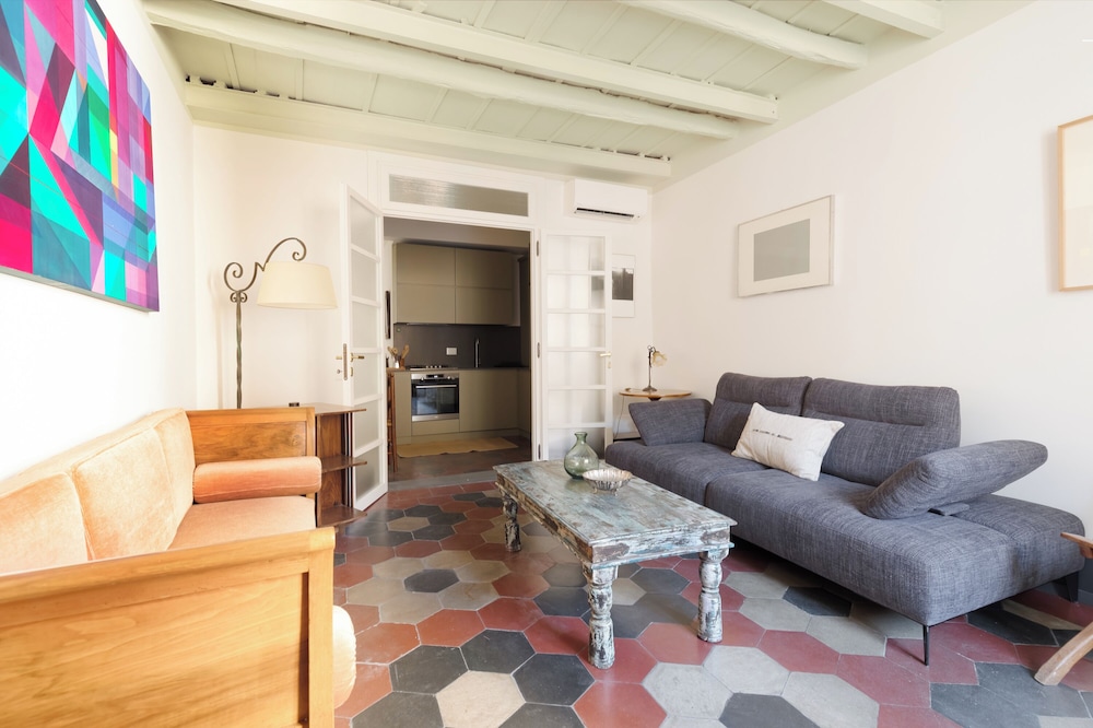Monti Apartments