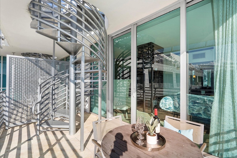 Penthouse With Private Rooftop